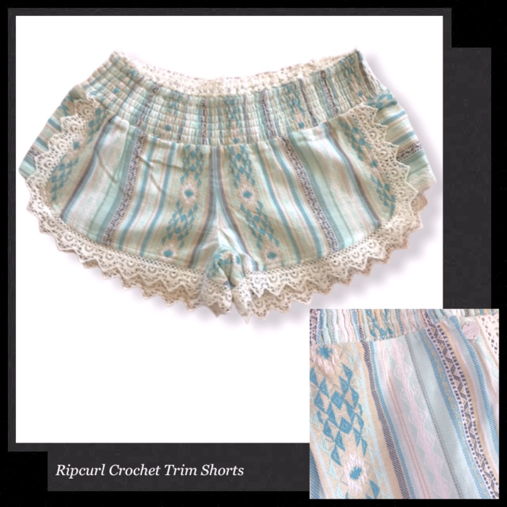 RIPCURL Crochet Trim Striped Print Shorts